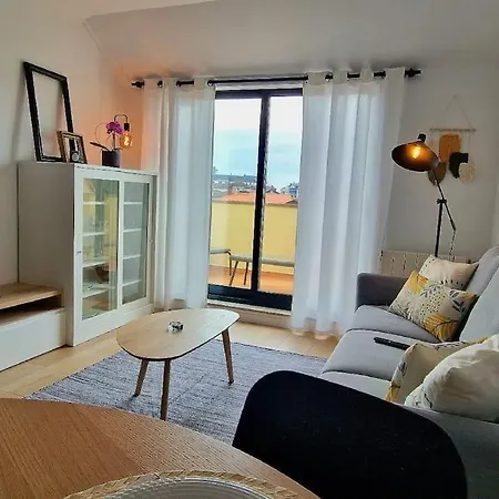Nuevo Con Terraza Y Plaza De Garaje Apartment A Guarda